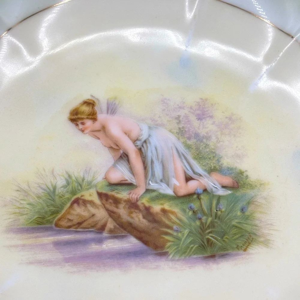 Antique R.C. Carmen Bavaria bowl c1900 based on Psyche at Nature's Mirror.